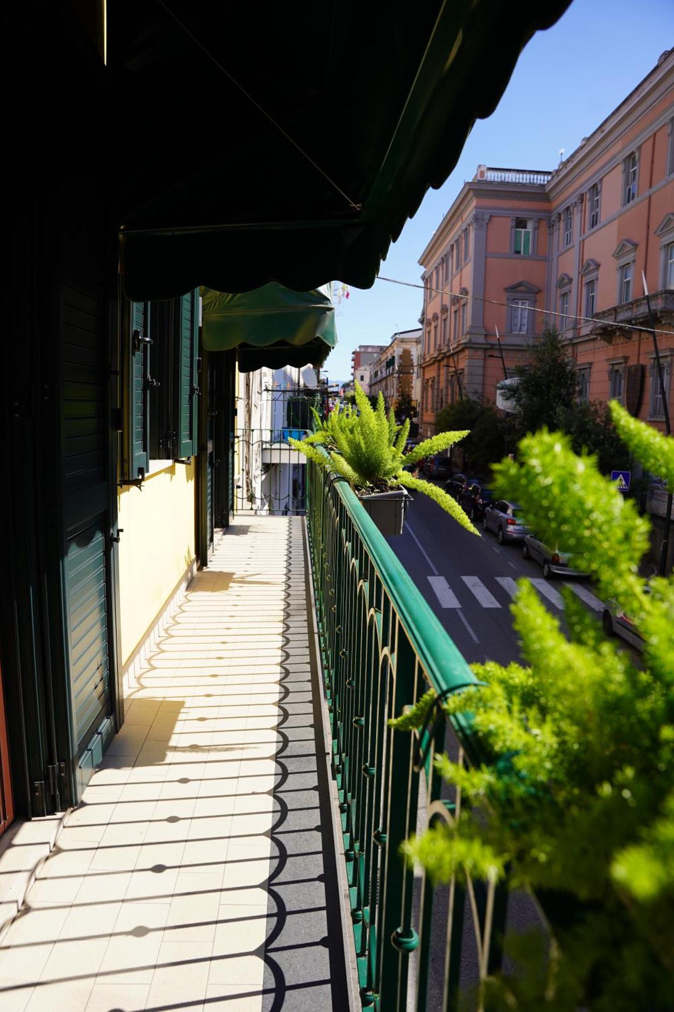 La Maison Di Donna Elena Acomodação com café da manhã Cercola Exterior foto